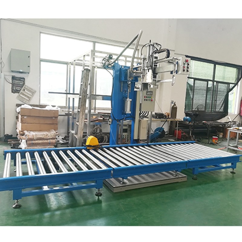 精細化工包裝機 1000LIBC噸桶硫酸包裝機設備生產(chǎn)廠家